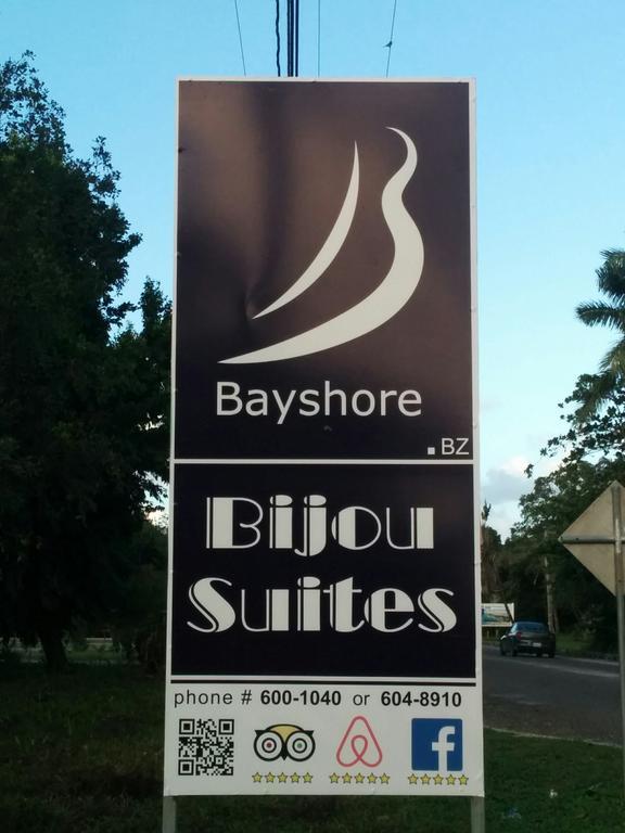 Bayshore Bijou Suites Maya Beach Eksteriør bilde