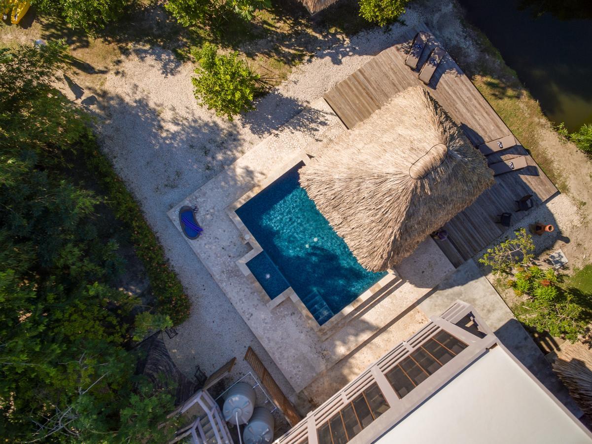 Bayshore Bijou Suites Maya Beach Eksteriør bilde