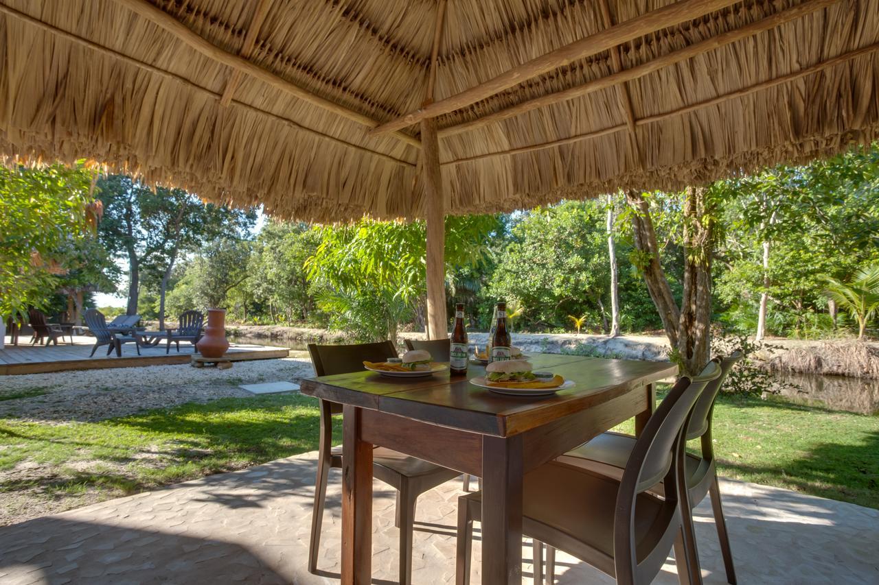 Bayshore Bijou Suites Maya Beach Eksteriør bilde