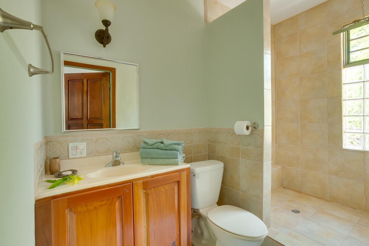 Bayshore Bijou Suites Maya Beach Eksteriør bilde