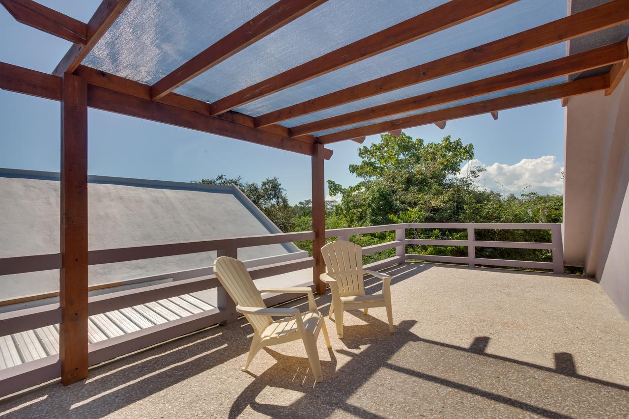 Bayshore Bijou Suites Maya Beach Eksteriør bilde